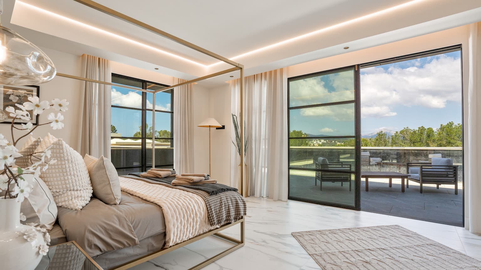 Spectacular Ultra-Luxury Villa in Santa Ponsa Golf - Gallery image 14