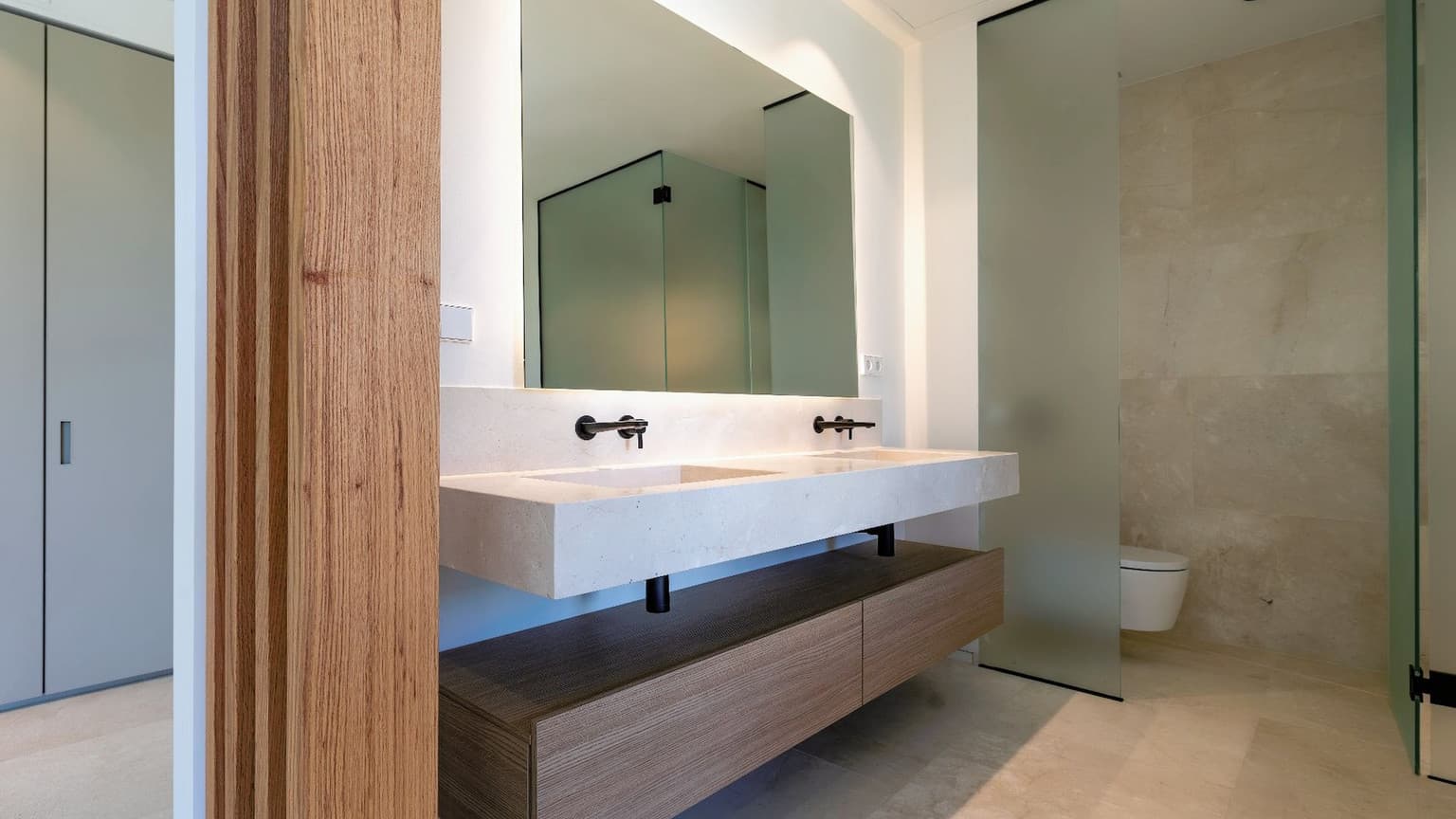 Gallery image 12