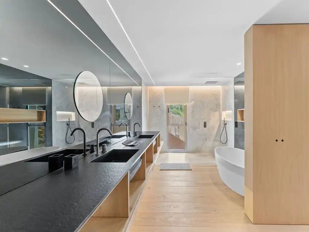 Gallery image 8