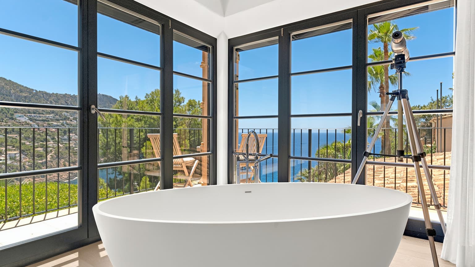 Timeless Mediterranean villa with sea views  in Cala Llamp - Gallery image 10