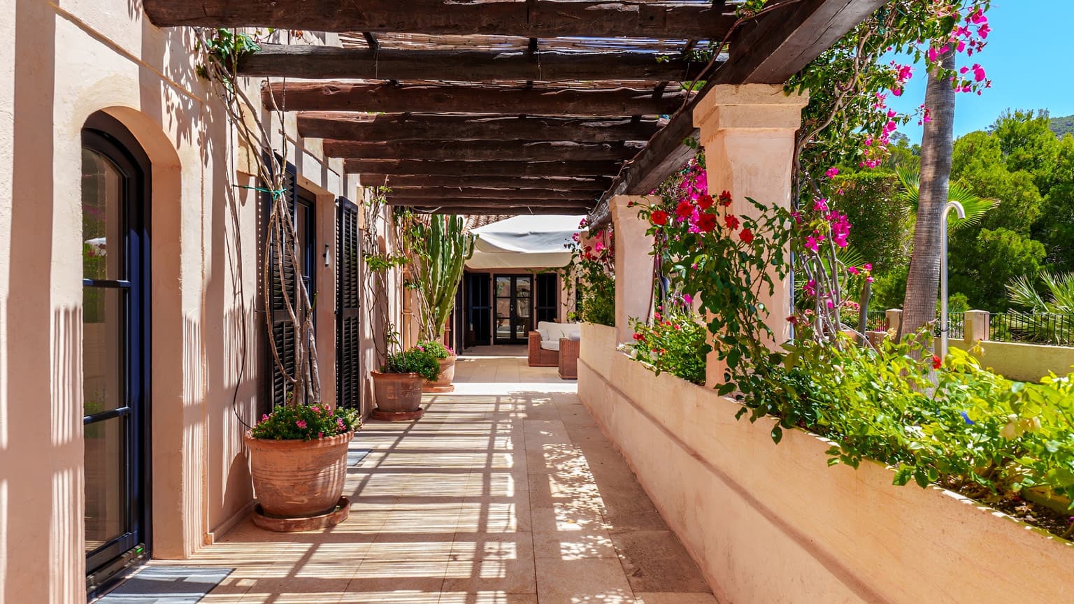 Timeless Mediterranean villa with sea views  in Cala Llamp - Gallery image 13