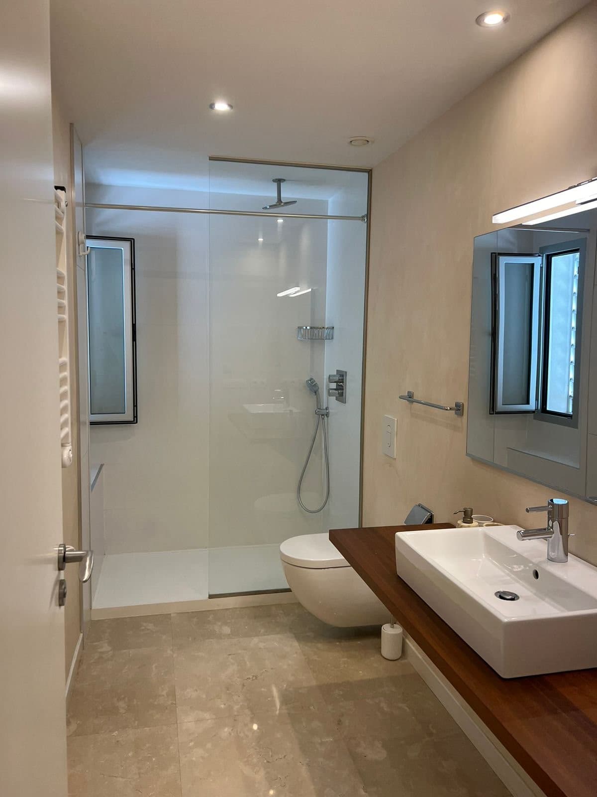 Gallery image 11