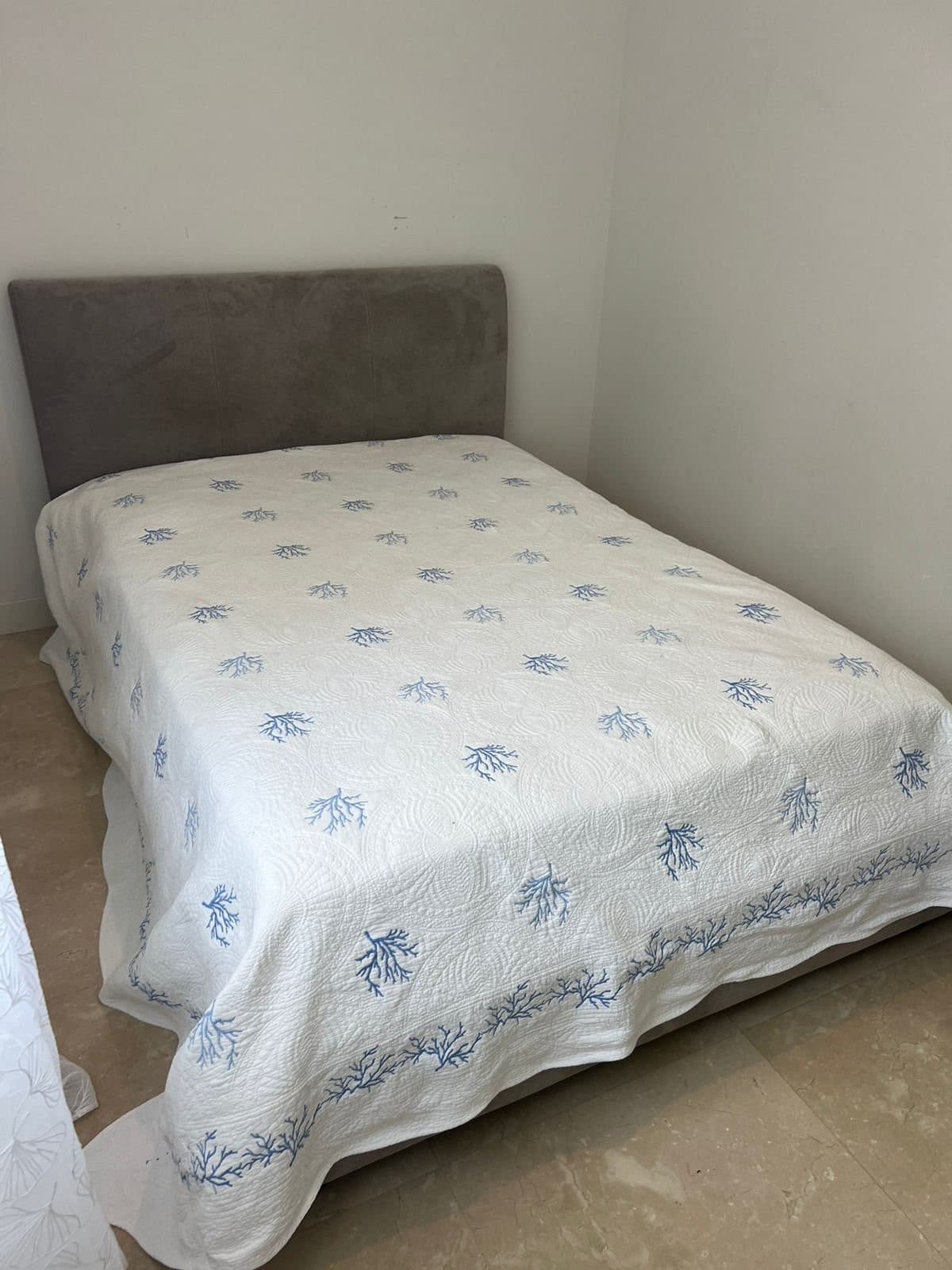Gallery image 12