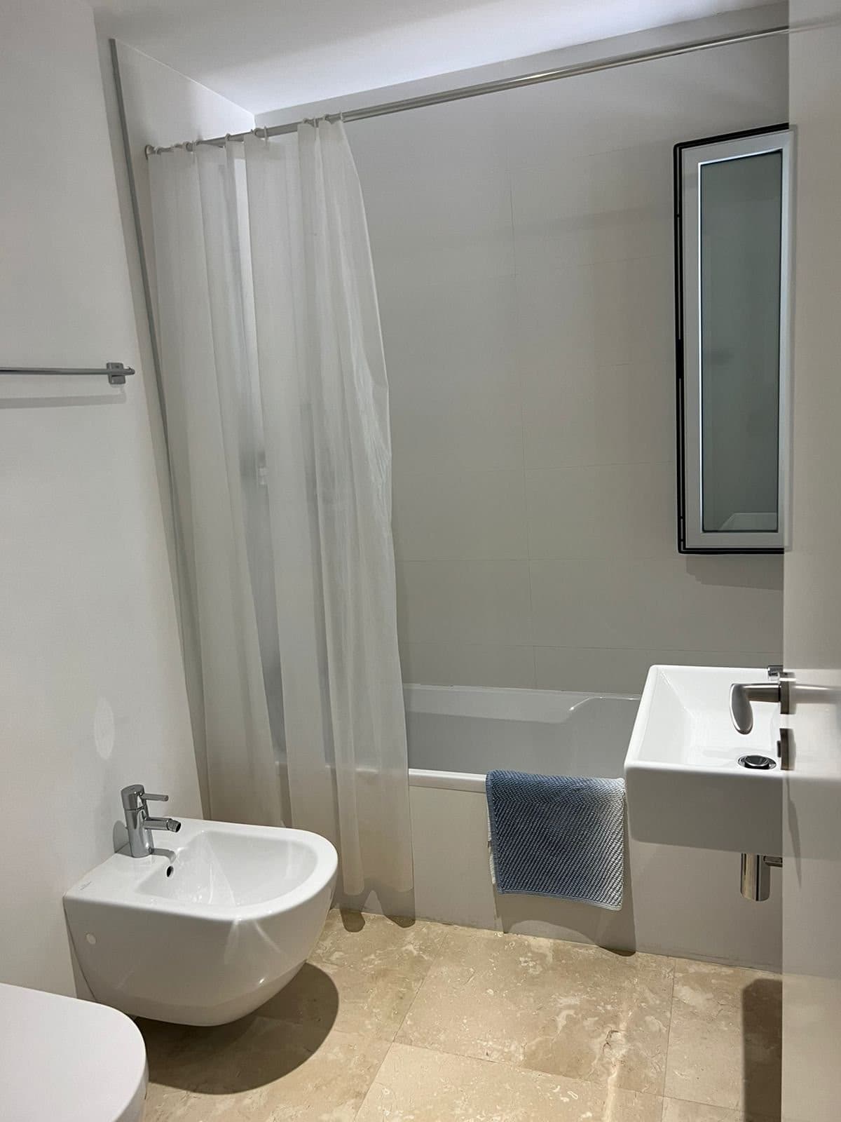 Gallery image 15