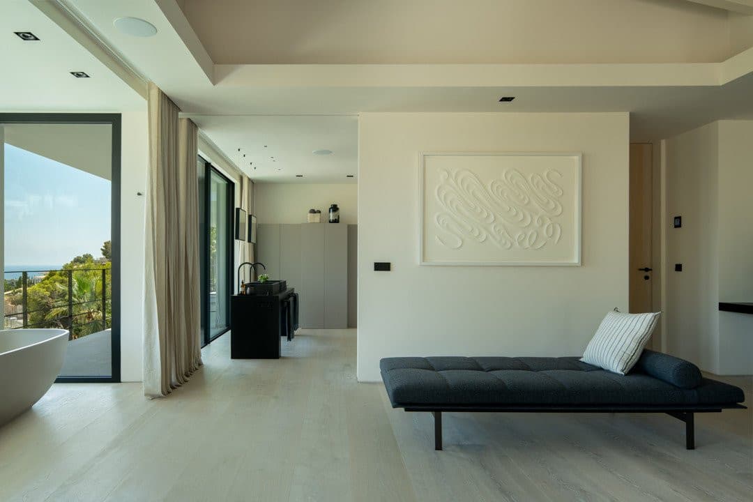 Gallery image 12