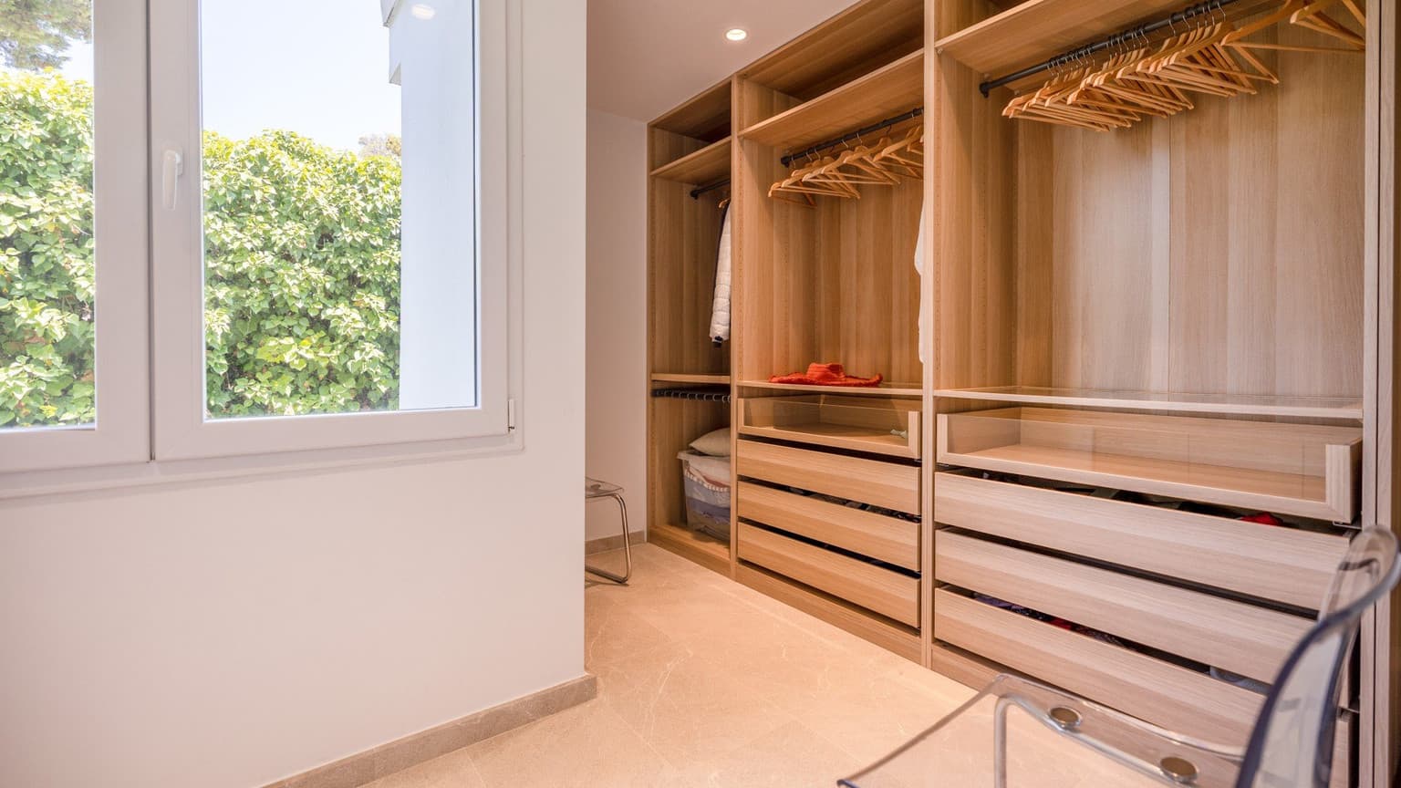 Gallery image 9