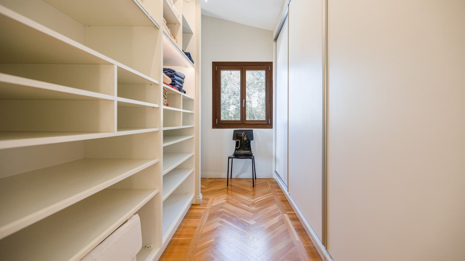 Gallery image 9