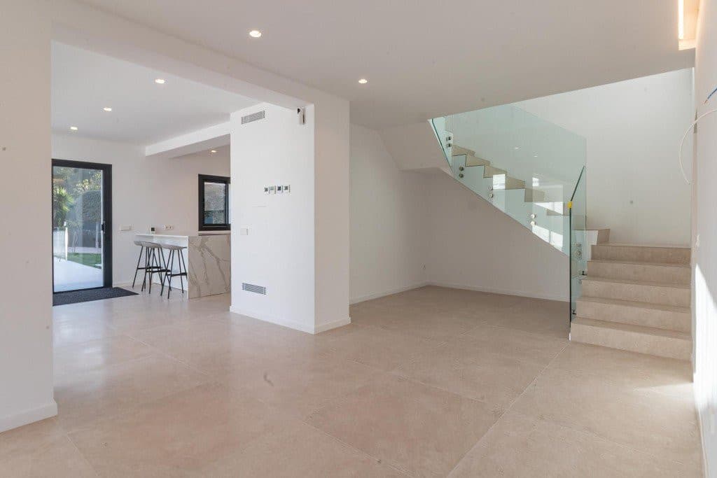 Gallery image 11