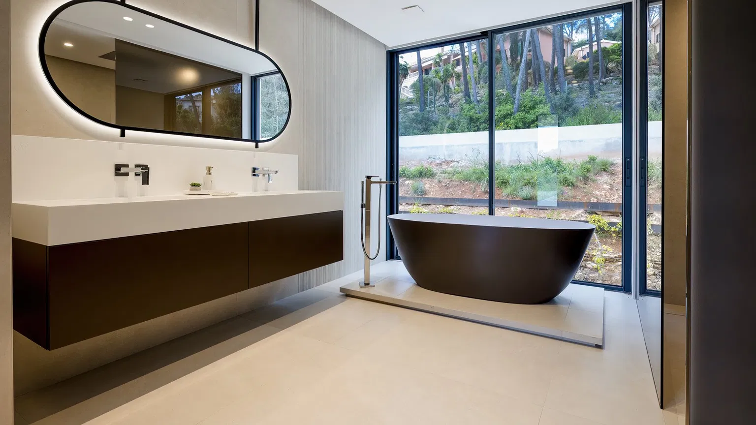 Luxury living in Son Vida - Gallery image 15