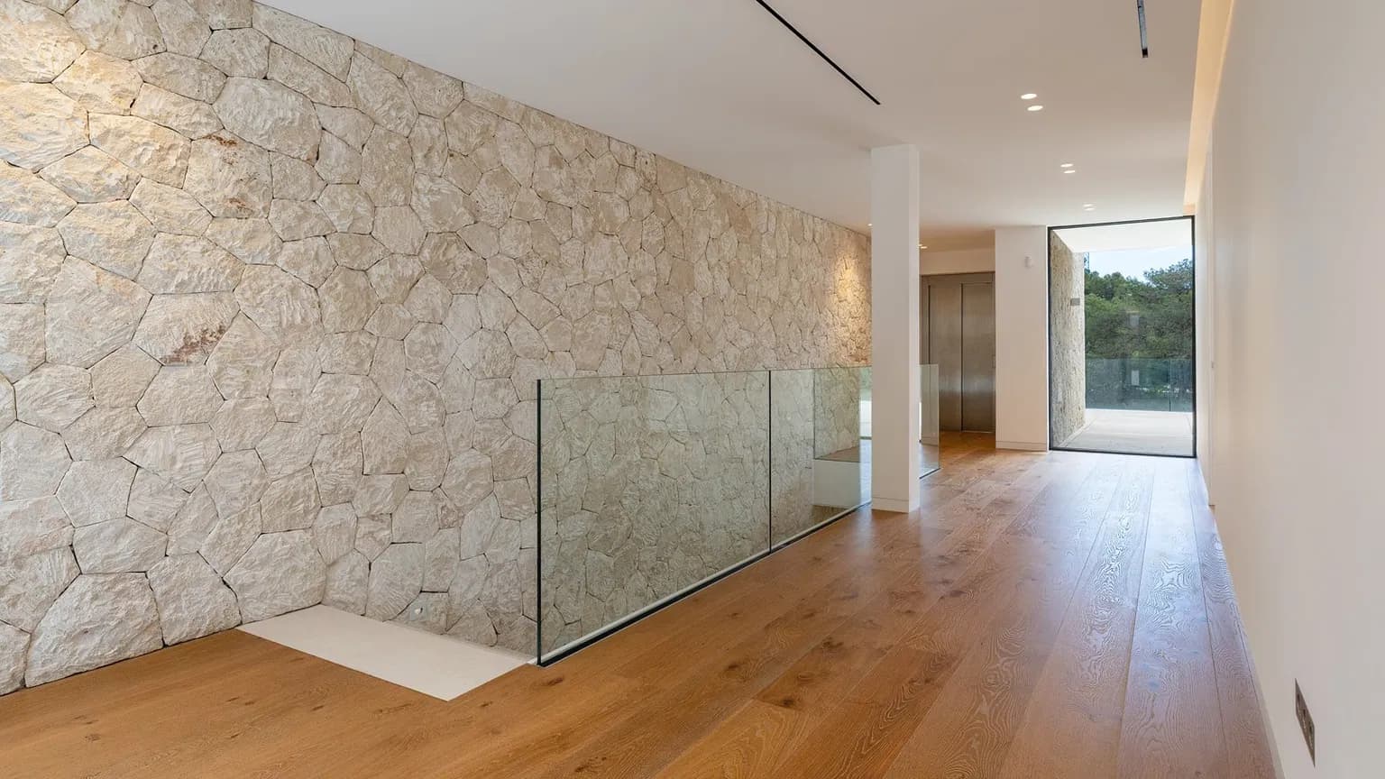 Luxury living in Son Vida - Gallery image 18