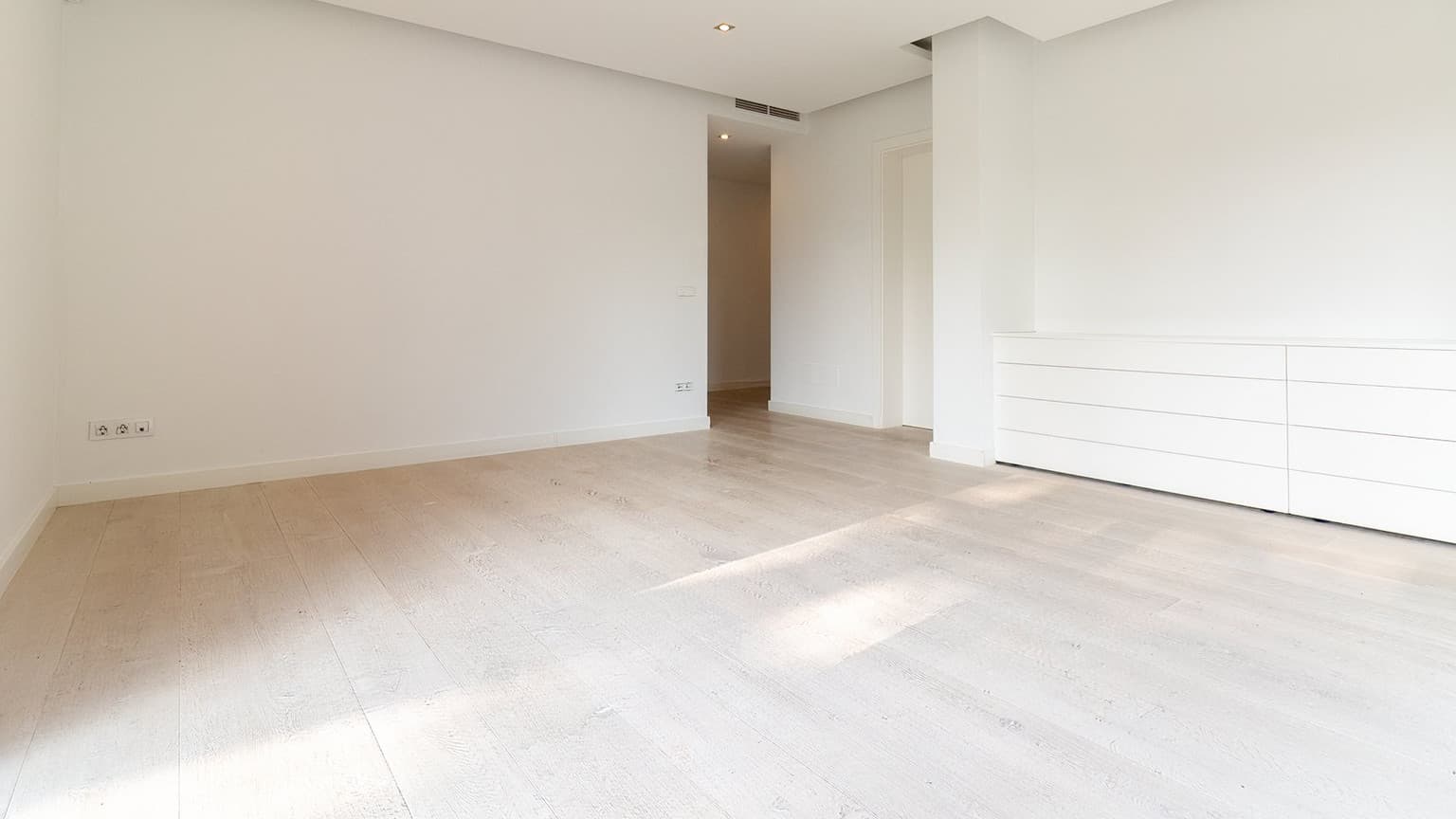 Gallery image 13