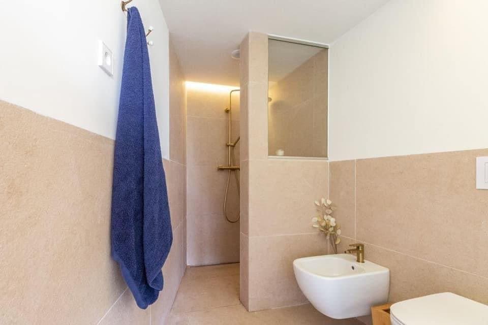 Gallery image 17