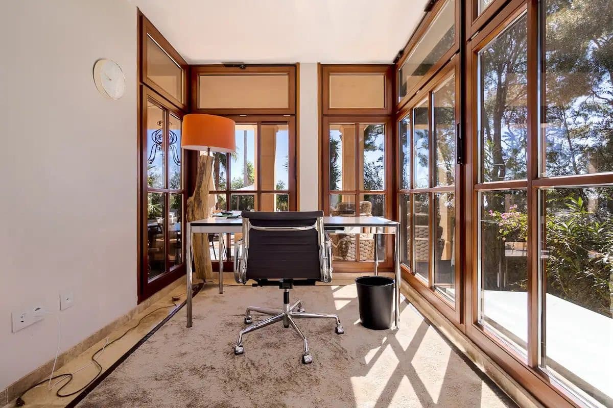Gallery image 8