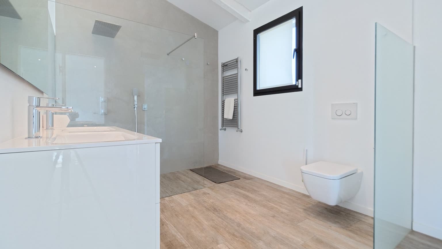 Gallery image 12