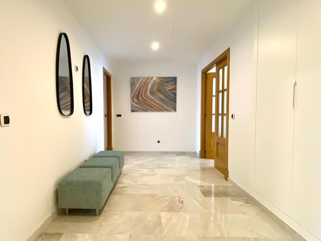 Gallery image 7