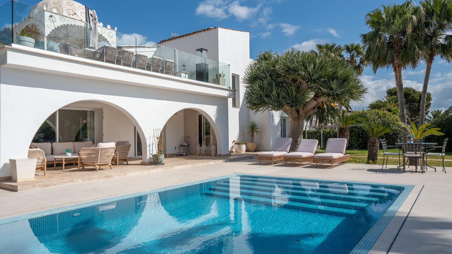 Fully Furnished Villa With Large Garden, Pool and Seaview in Sol de Mallorca - Gallery image 19