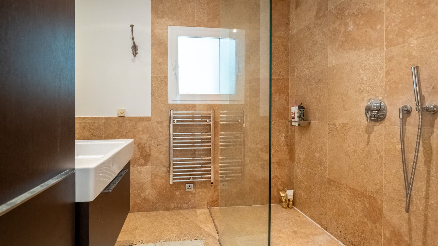 Fully Furnished Villa With Large Garden, Pool and Seaview in Sol de Mallorca - Gallery image 25