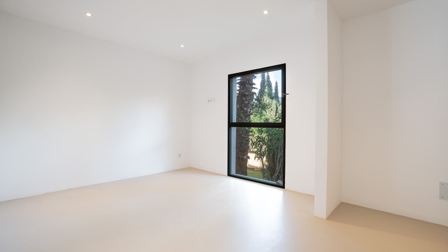 Stunning Refurbished Villa with Holiday License - Gallery image 19