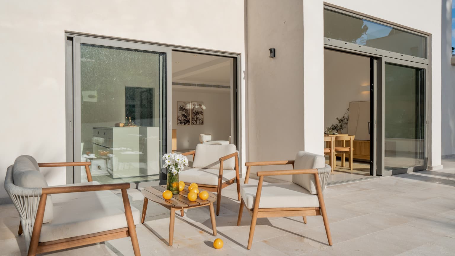 Stunning Refurbished Villa with Holiday License - Gallery image 26