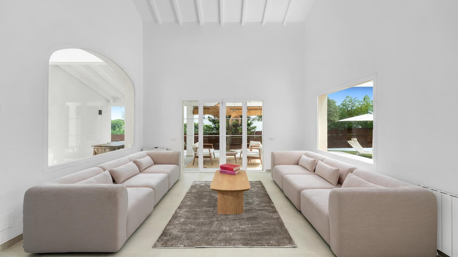 Mediterranean Villa With Lush Garden in Santa Ponsa - Gallery image 4