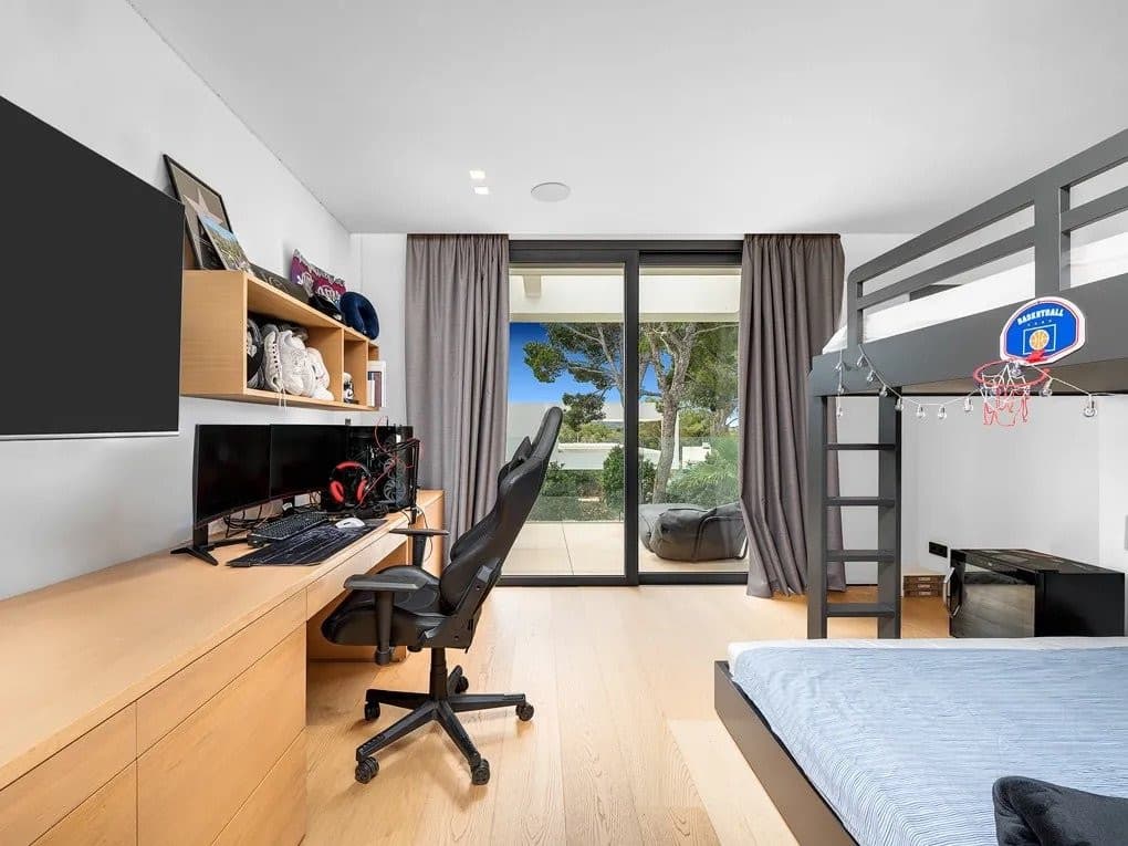 Exclusive high end Villa directly at Santa Ponsa Golf - Gallery image 11