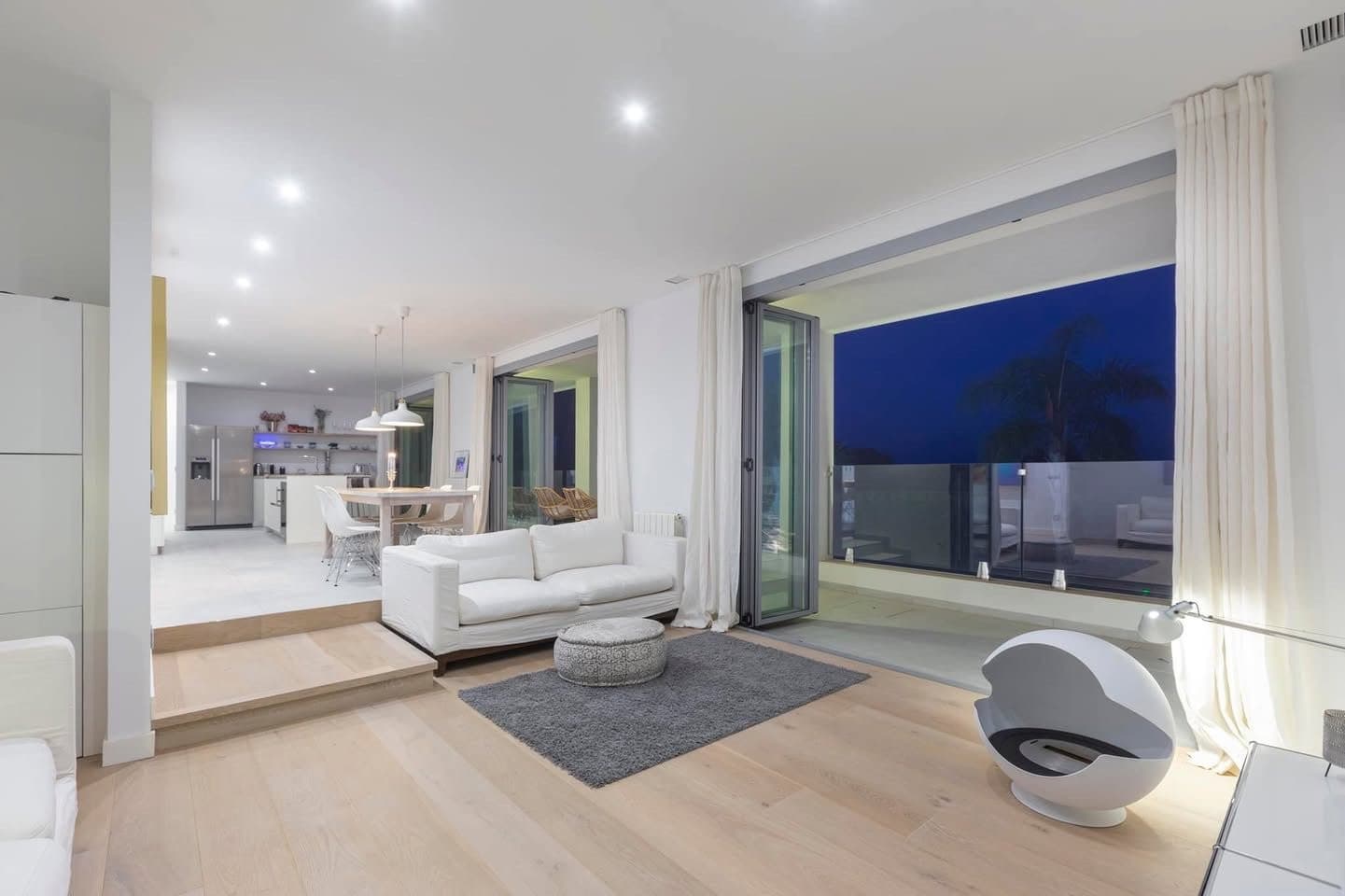 Gallery image 3