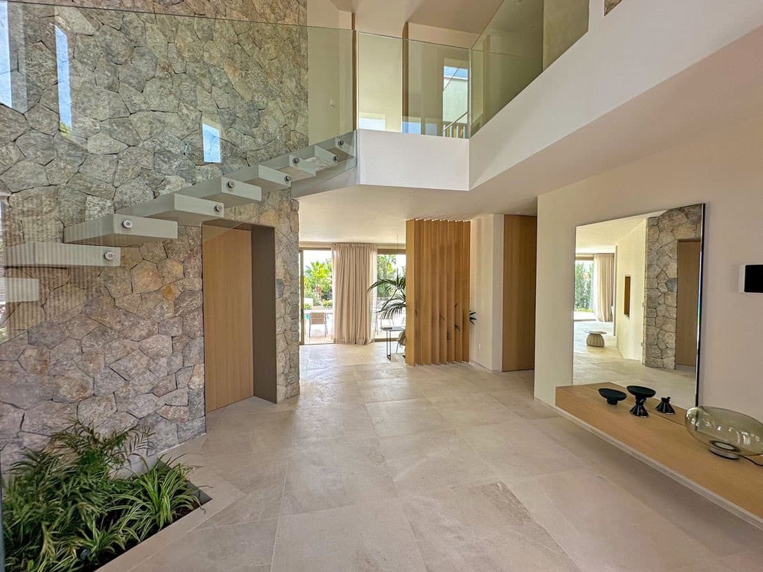 Gallery image 2