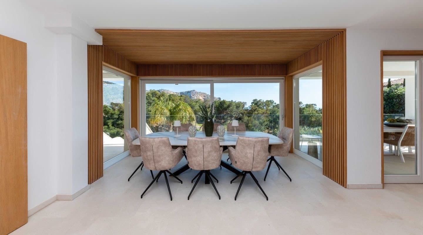 Gallery image 9
