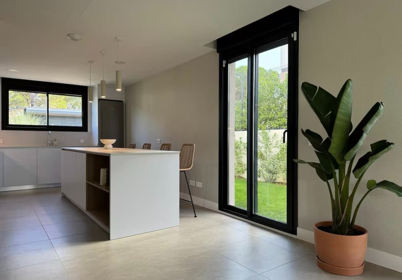 Gallery image 7