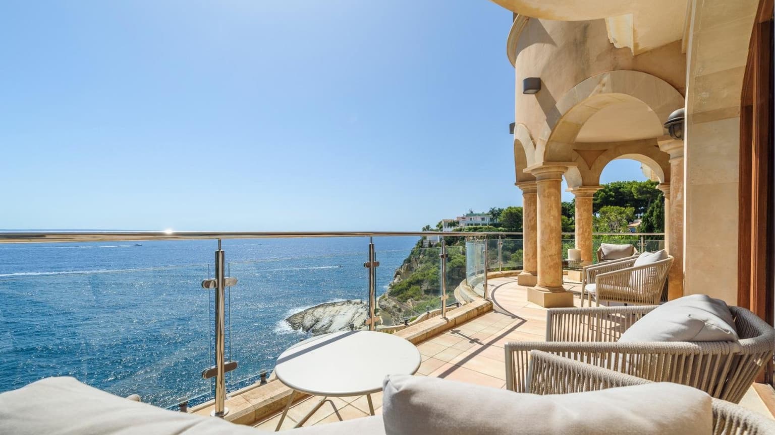 Spacious Sea View Chalet in Sol de Mallorca - Gallery image 3