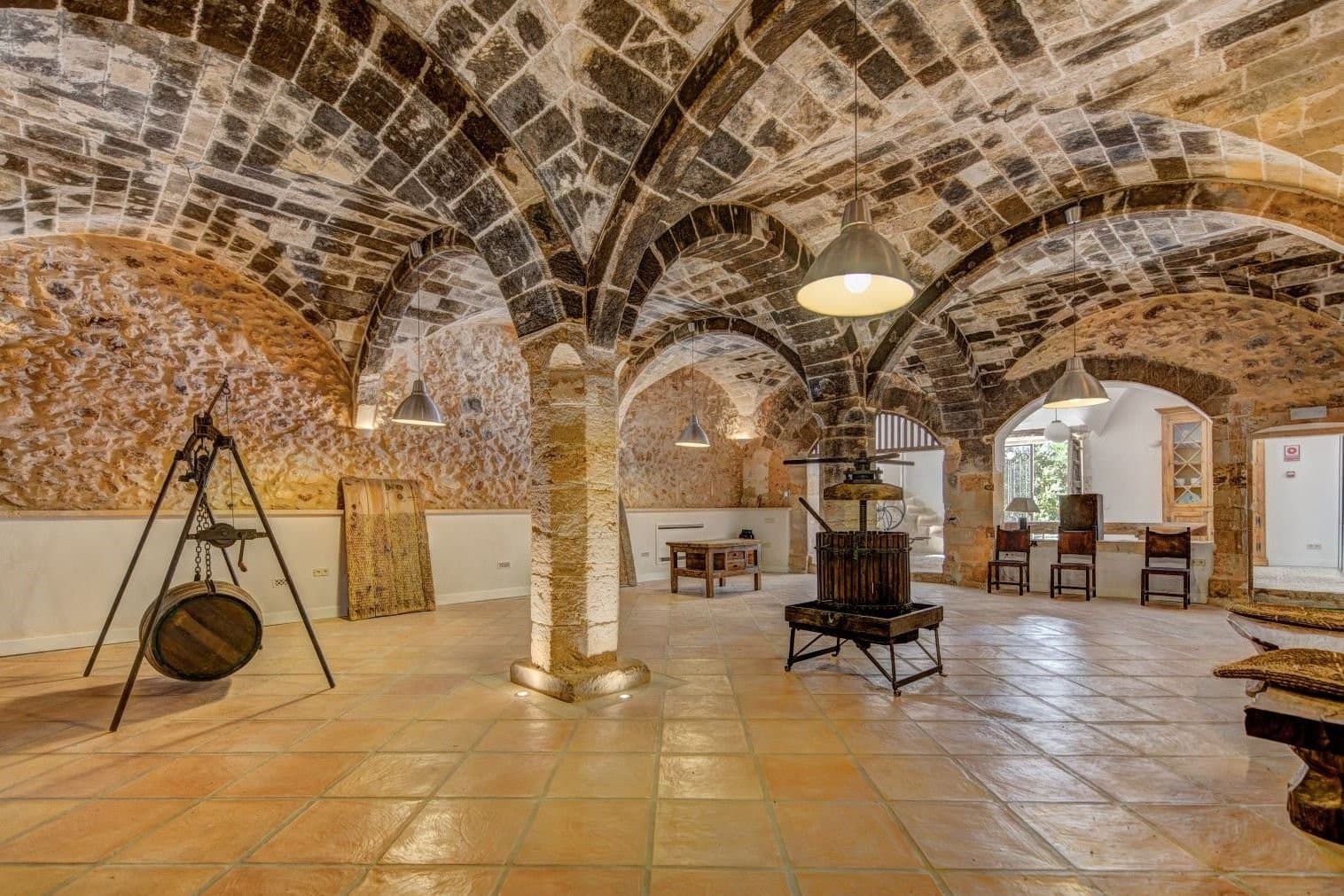 Gallery image 19