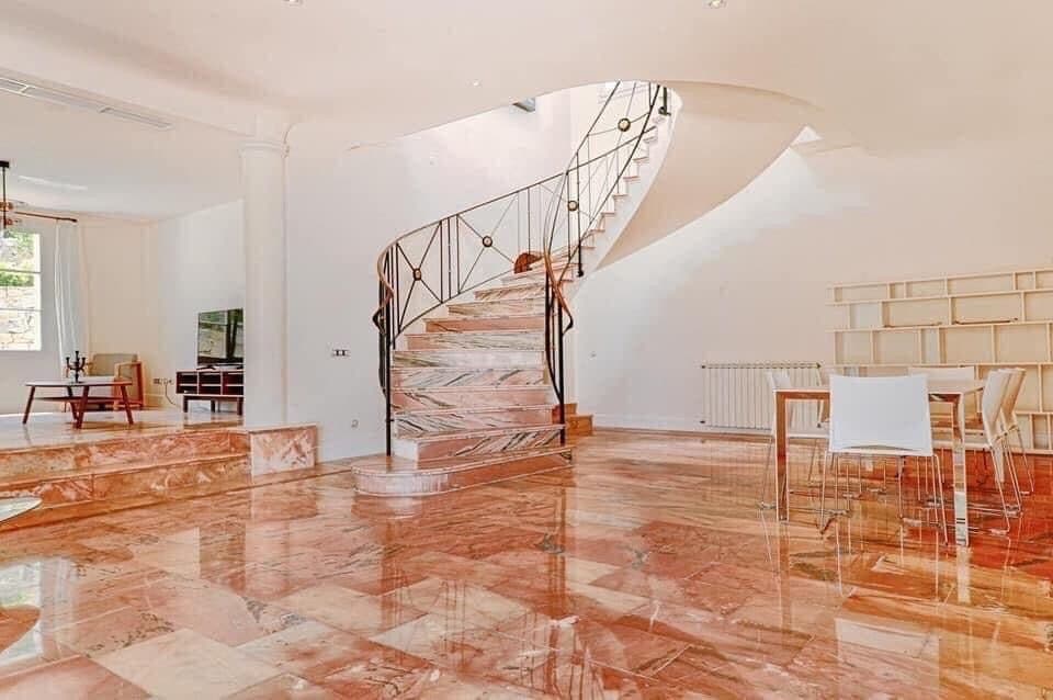 Gallery image 7