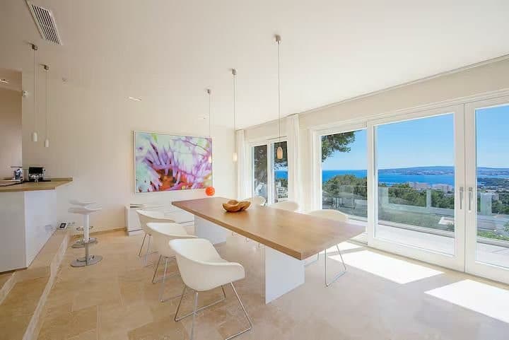Gallery image 3