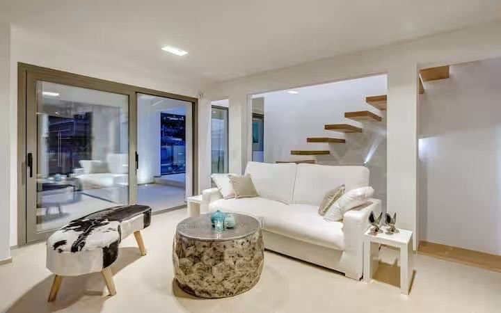 Gallery image 13