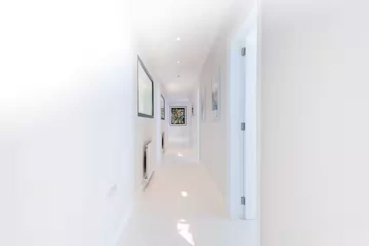 Gallery image 31