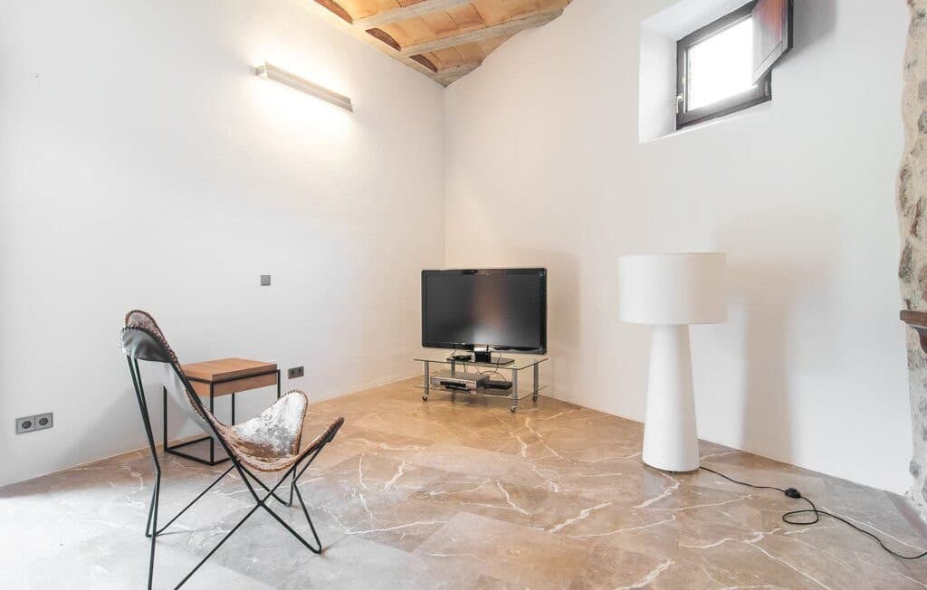 Gallery image 10
