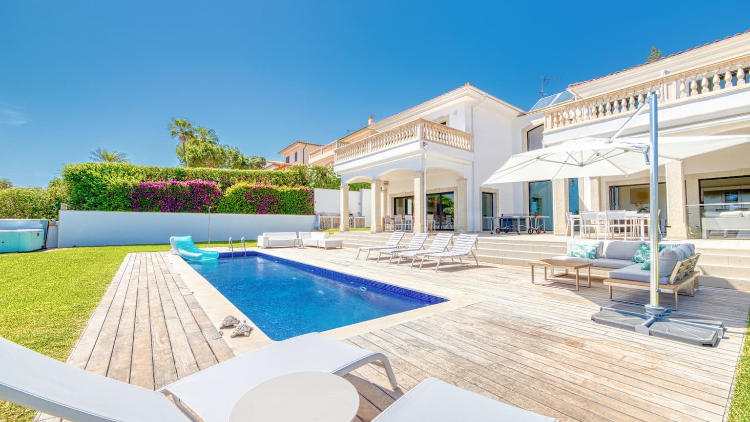 Luxury Family Villa with Seaview for rent in Cala Vinyes - Gallery image 4