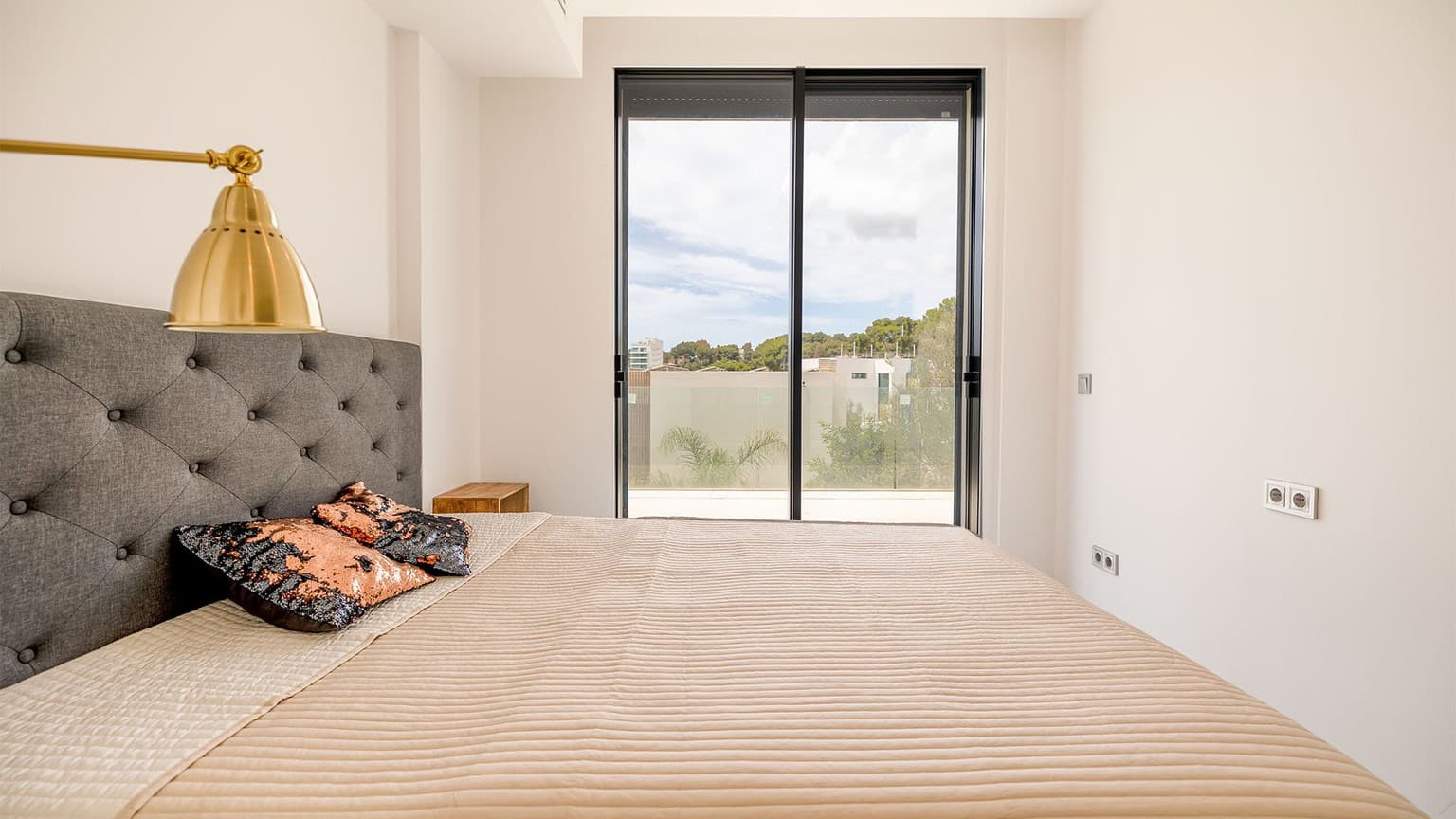 Modern Villa near the Beach of Bendinat - Gallery image 9