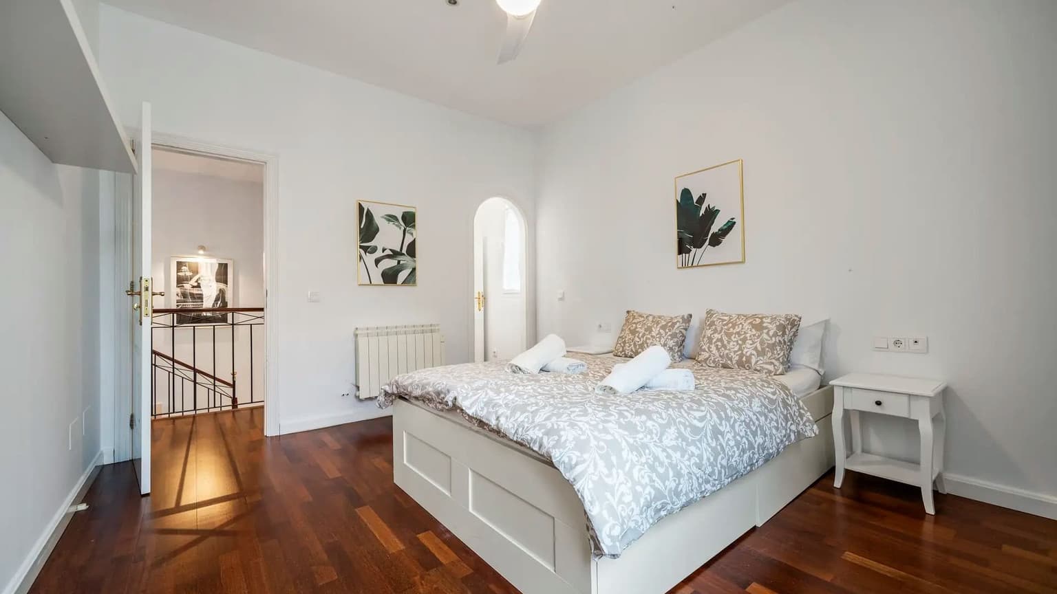 Gallery image 12