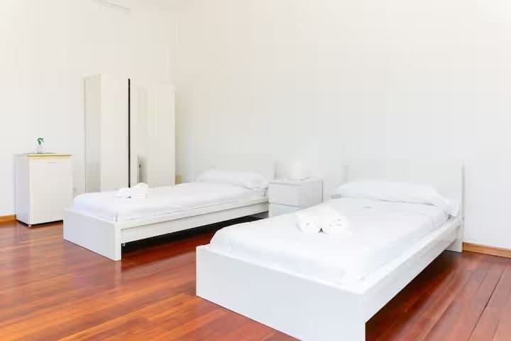 Gallery image 9