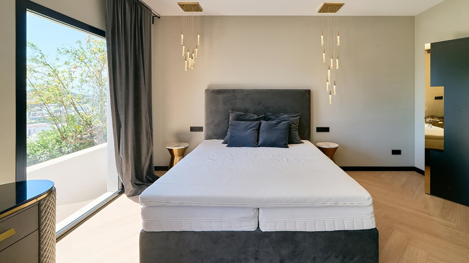 For Sale Villa with Sea View Santa Ponsa - Gallery image 10