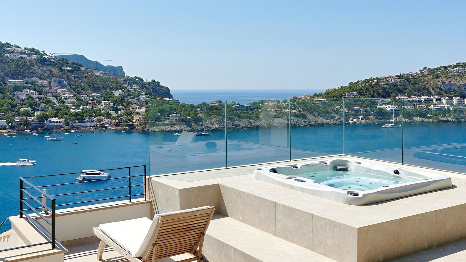 Spacious Five Bedroom Villa with Sea View Port d'Andratx - Gallery image 2