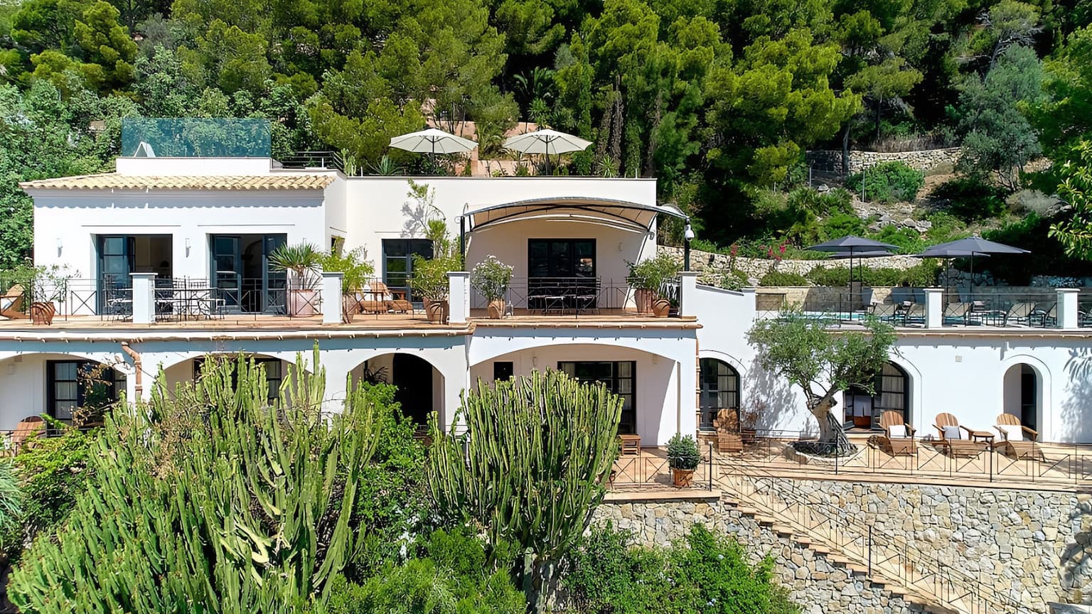 Spacious Five Bedroom Villa with Sea View Port d'Andratx - Gallery image 6