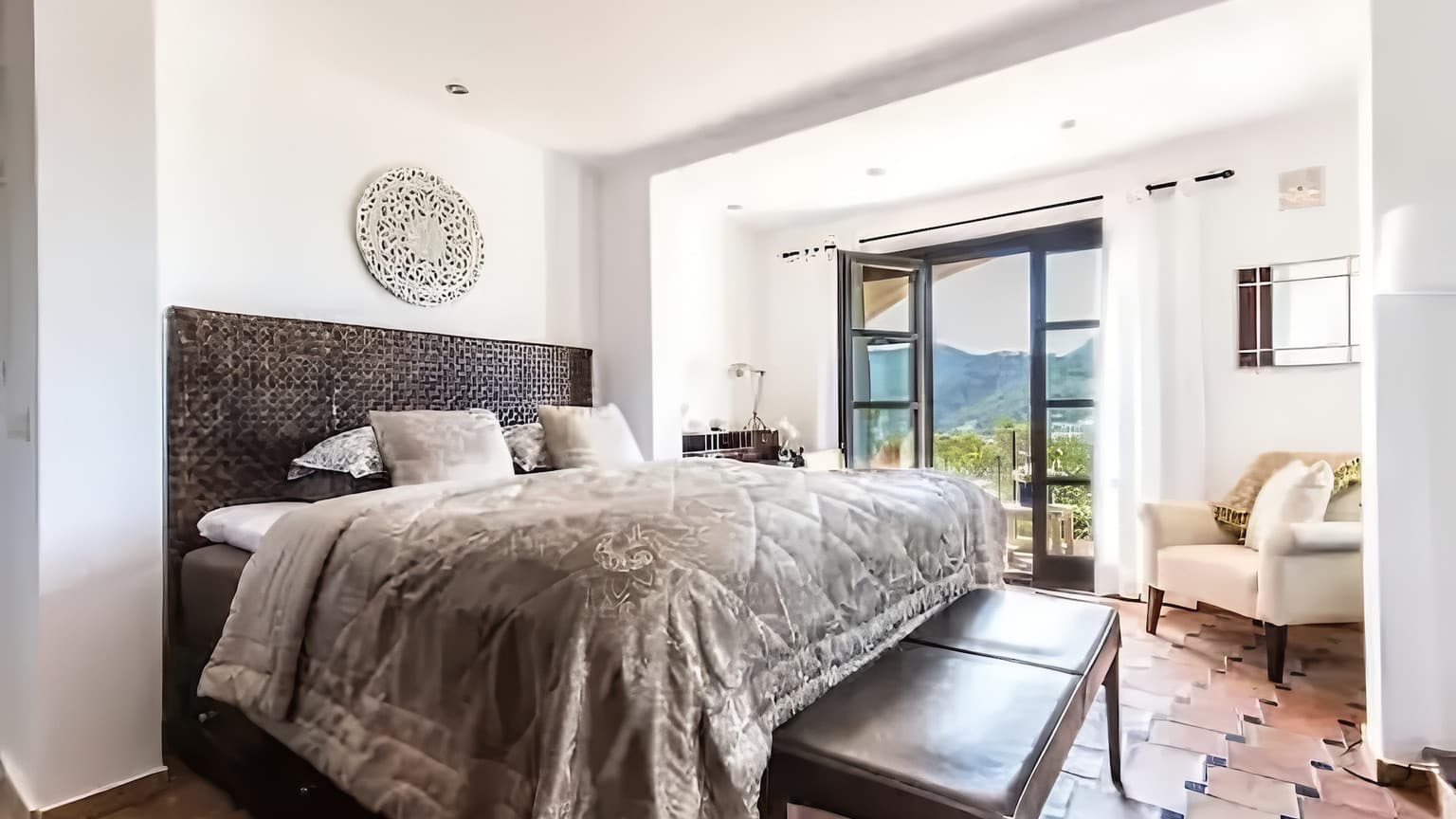 Spacious Five Bedroom Villa with Sea View Port d'Andratx - Gallery image 11