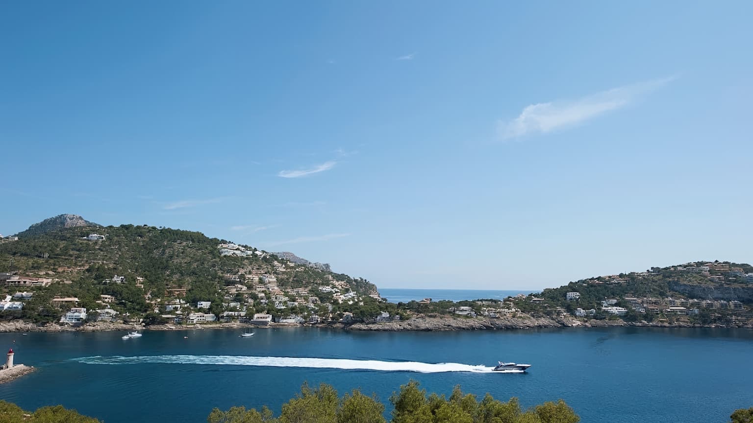 Spacious Five Bedroom Villa with Sea View Port d'Andratx - Gallery image 20