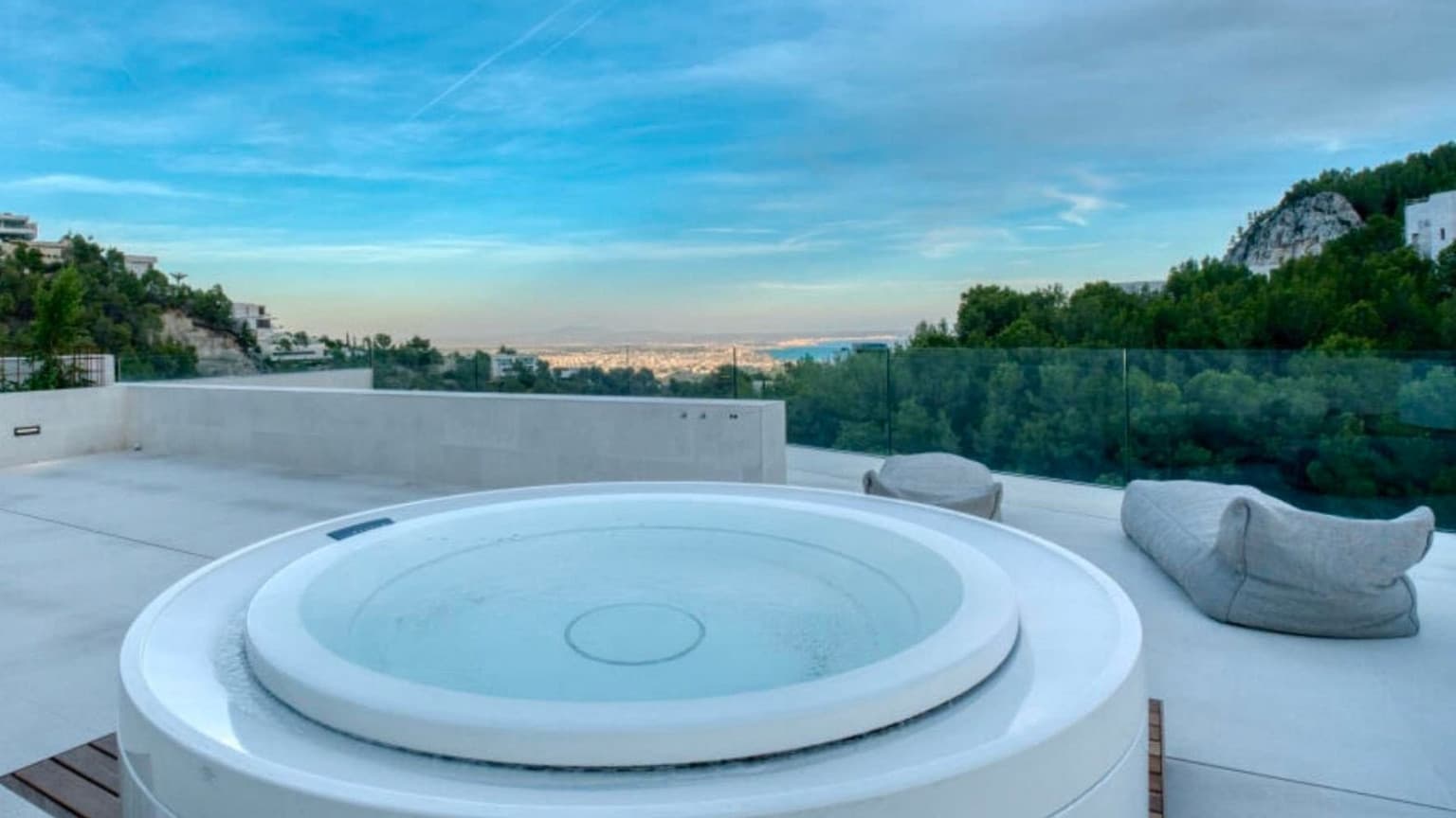 Modern Son Vida Villa with Sea View Gym Pool - Gallery image 9