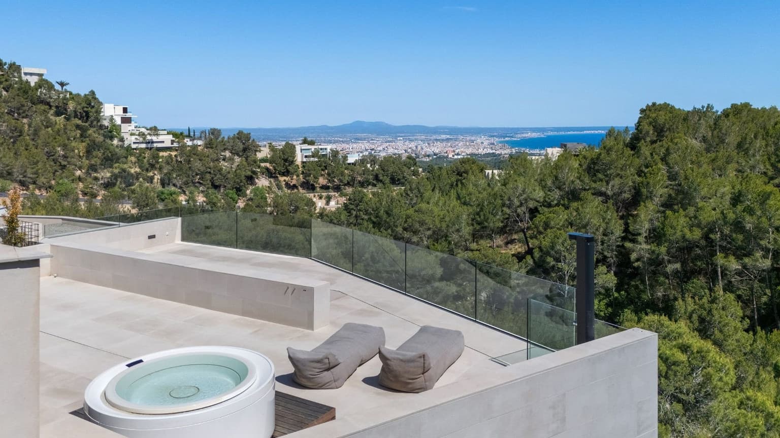 Modern Son Vida Villa with Sea View Gym Pool - Gallery image 8