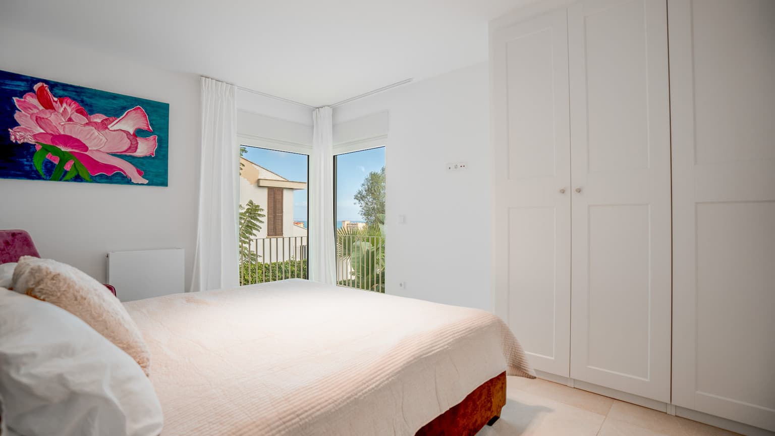 Modern Family Villa in Palmanova - Gallery image 14