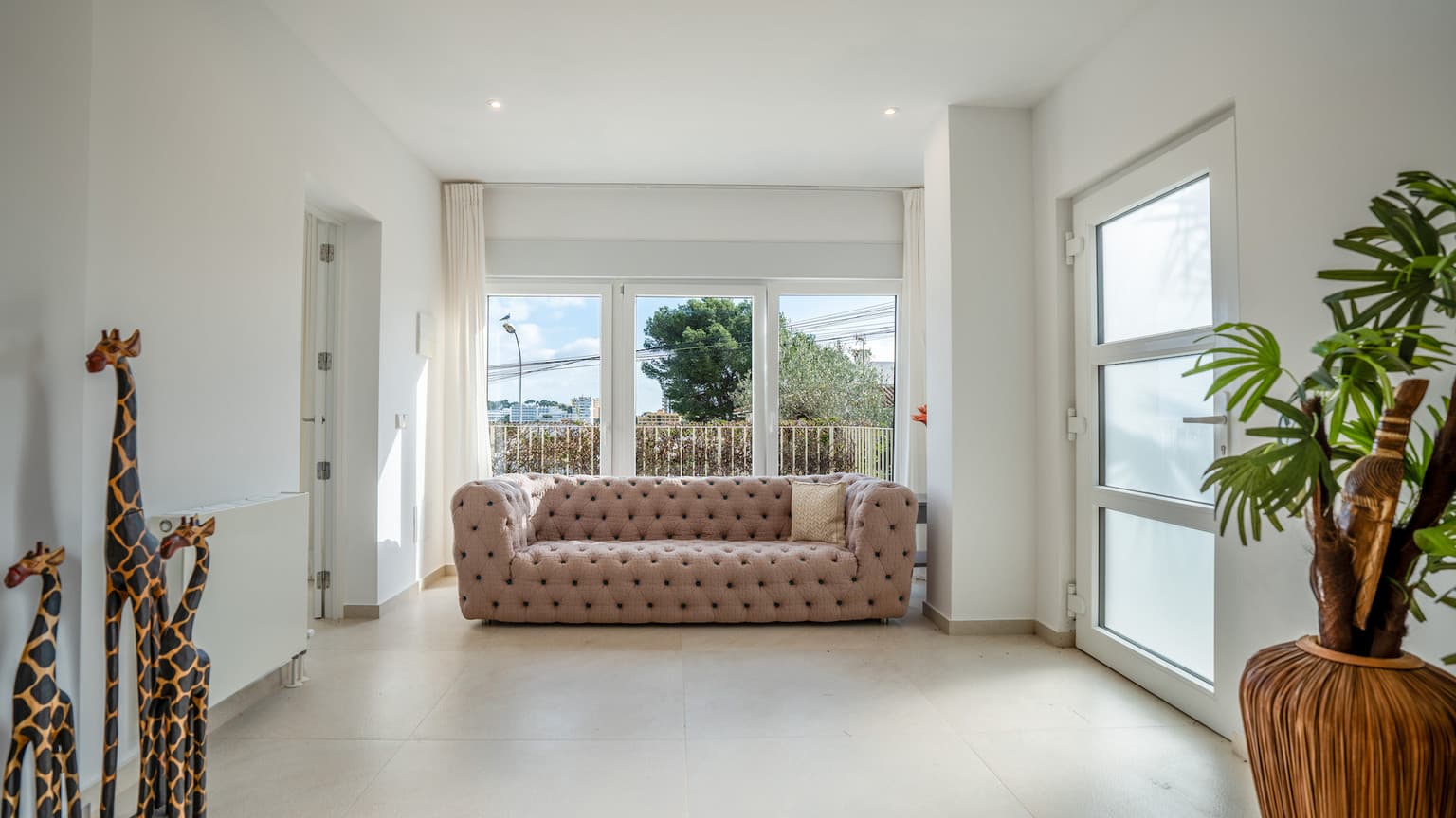 Modern Family Villa in Palmanova - Gallery image 26