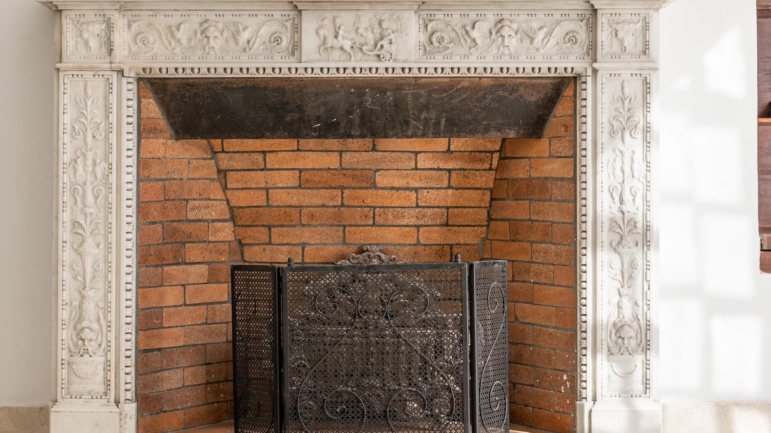 Gallery image 12